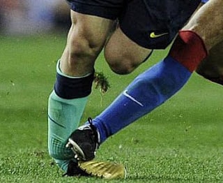 Factores de riesgo asociados a la lesión de tobillo en futbolistas